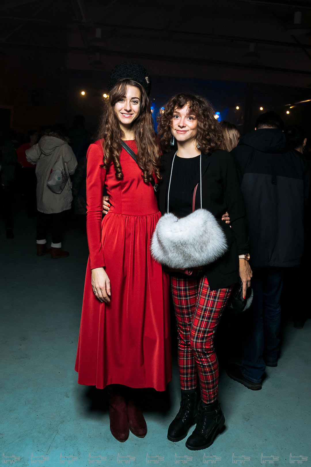 Александра Кусоцкая, Елена Сергеева