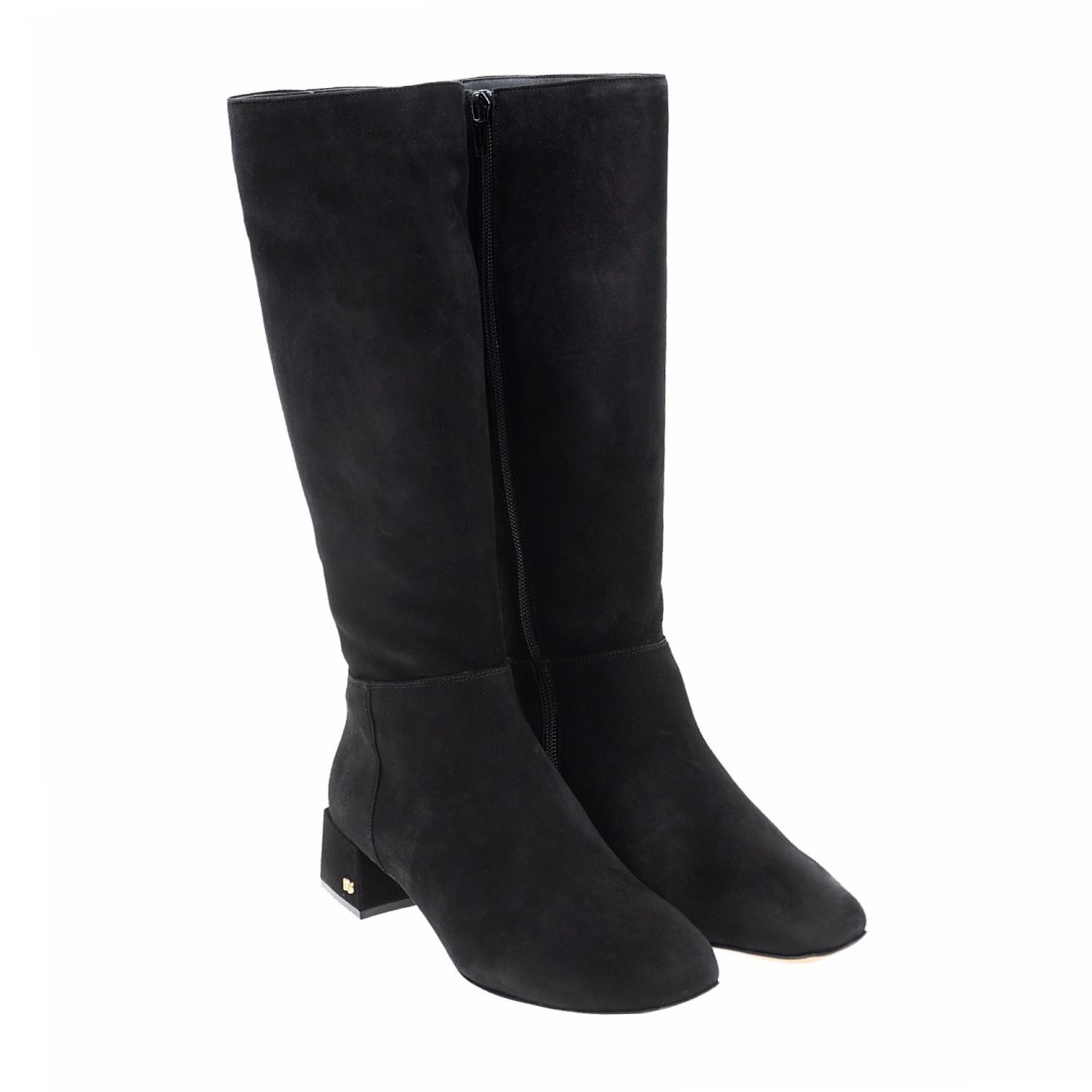 Сапоги Dolce & Gabbana, 23 500 рублей (вместо 47 000 рублей)