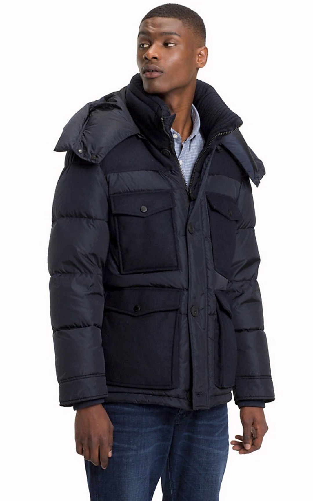 Куртка Tommy Hilfiger, 20 490 рублей (вместо 40 990 рублей)