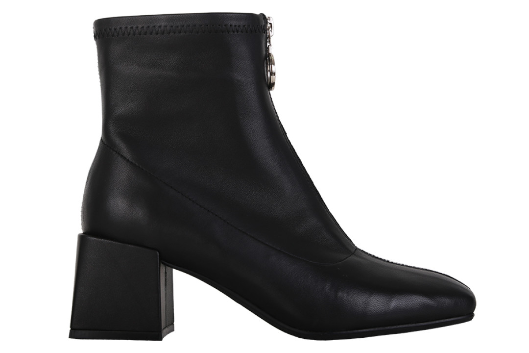 Ботильоны Nevalenki, 9520 рублей (вместо 11 900 рублей)