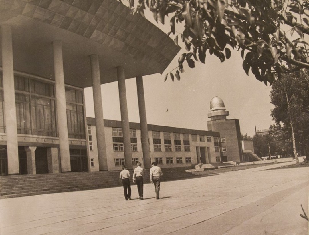 Белгородскому Дворцу детского творчества — 40 лет | Sobaka.ru