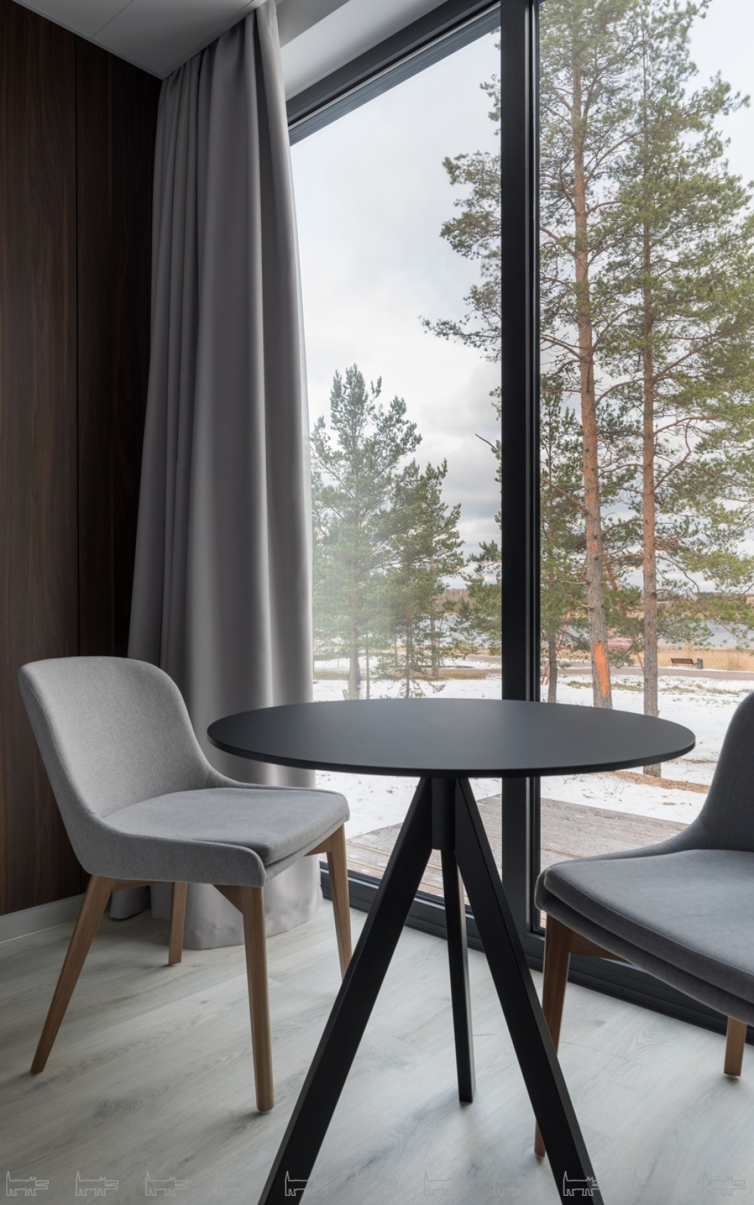 Приятным дополнением к проживанию в отеле становятся краеведческие экскурсии к образцам финского модернизма в Приозерске.