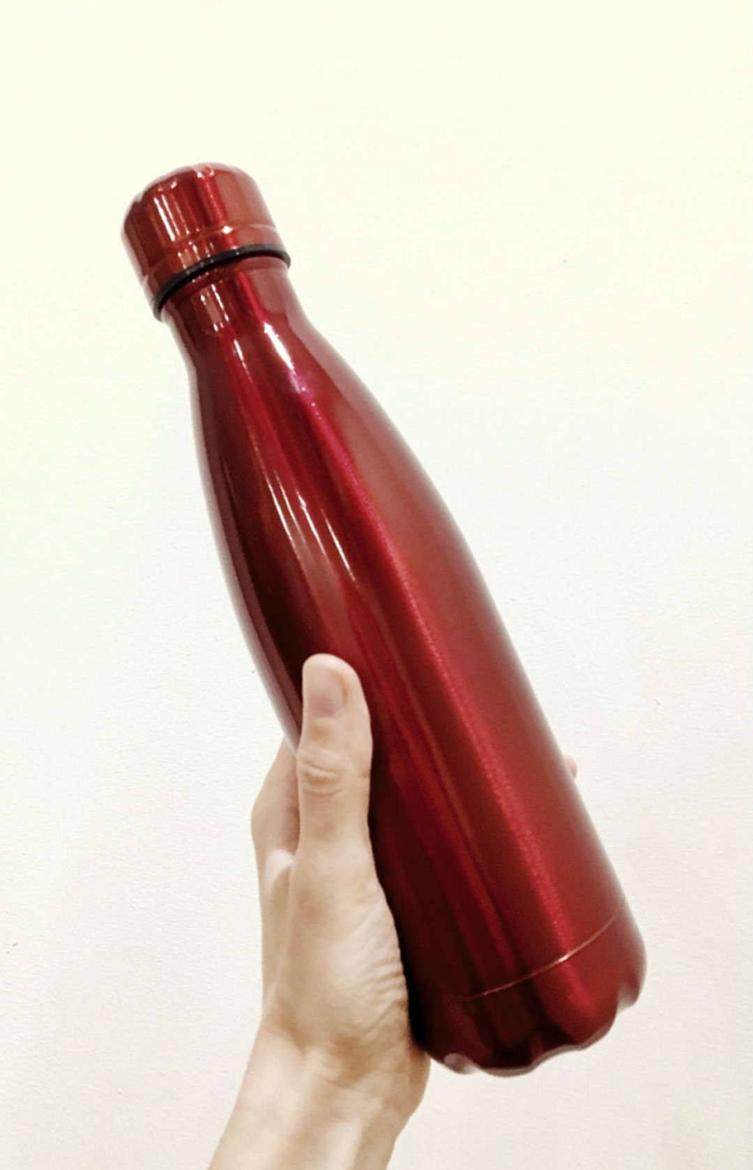 Бутылка для воды No Plastic Its fantastic, 1490 рублей (vk.com/noplasticitsfantastic)