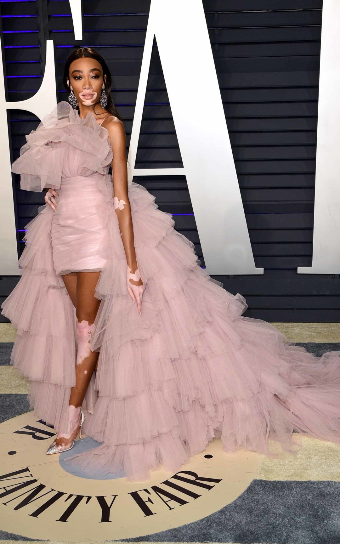 Винни Харлоу