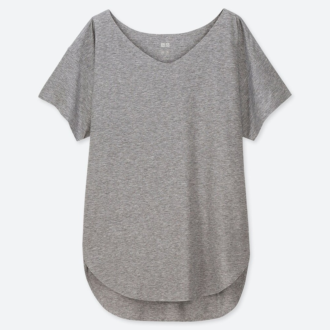 AIRism женская футболка V-образный вырез, 1499 руб.