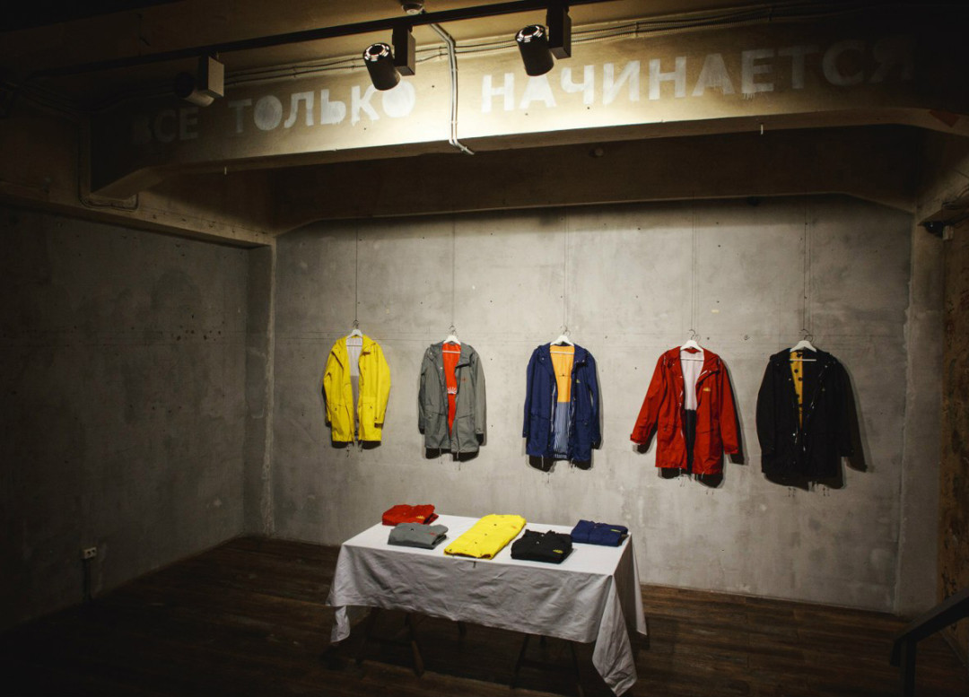 Презентация коллаборации SH'U X Тимур Новиков