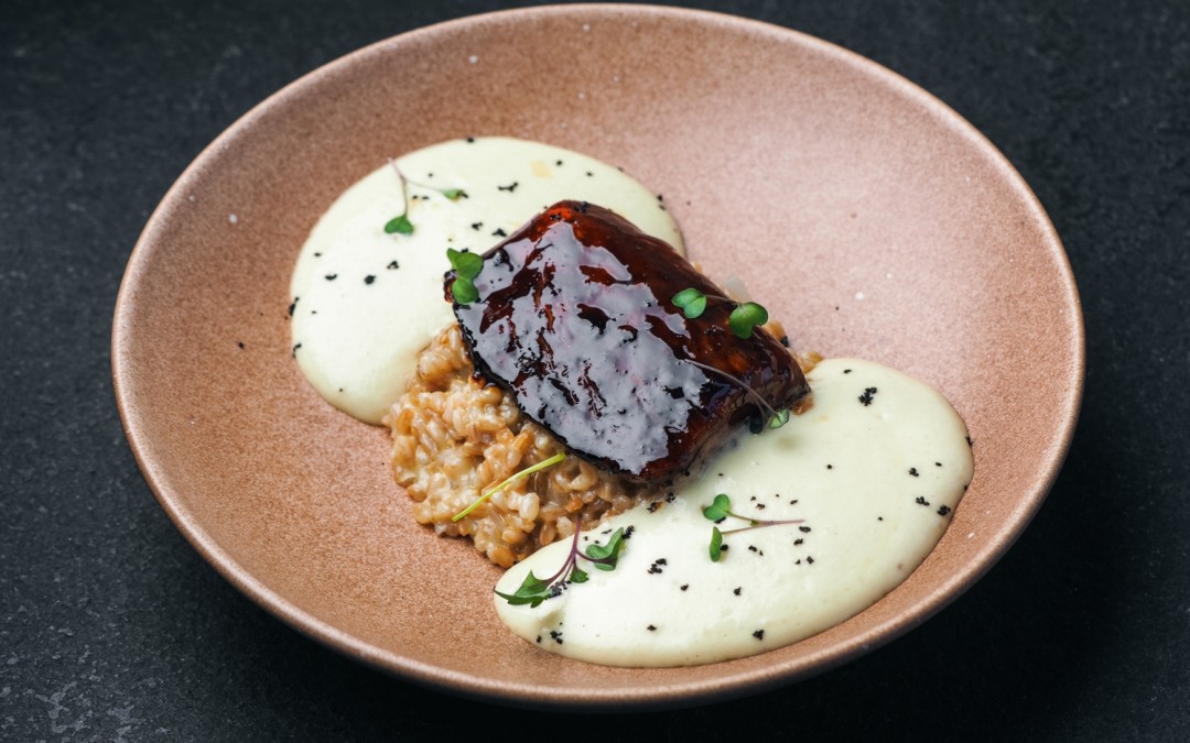 Кефаль в ржаном солоде с полбой, 650 руб.