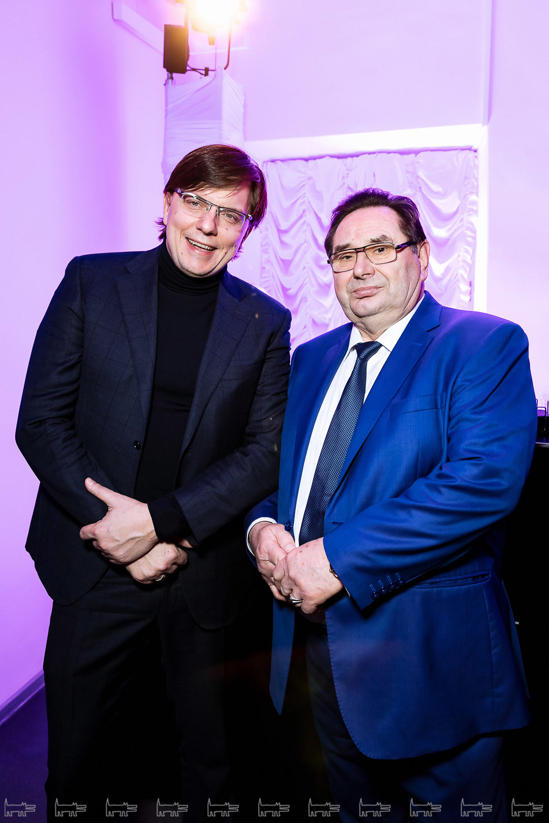 Константин Образцов, Виктор Шуницев