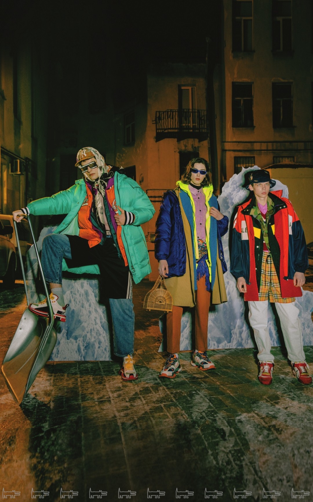 Модели Tann Model Management На Вячеславе: пуховик Ienki Ienki, бомбер, шорты, очки и платок Gucci, кроссовки Dolce & Gabbana (все – ДЛТ), худи