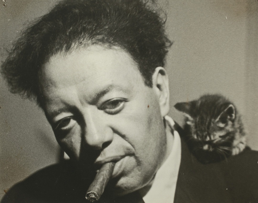Диего Ривера с котенком, фотография Тины Модотти, 1929 год
