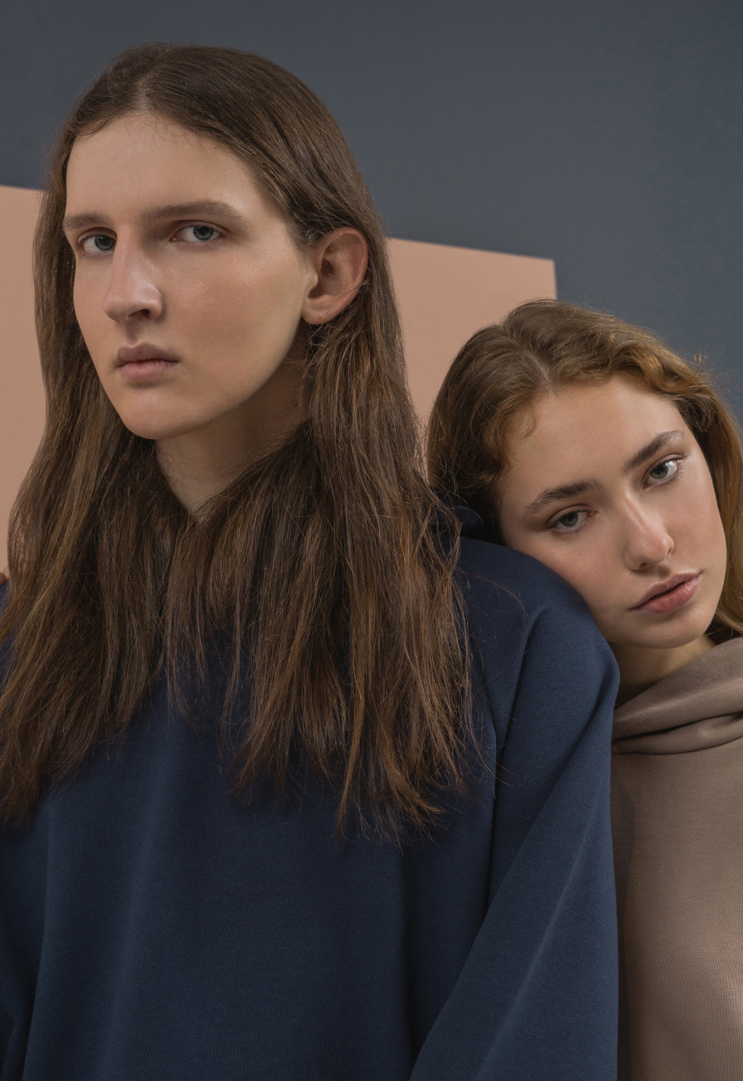 Весенний лукбук NNedre с вещами, которые подходят и парням, и девушкам