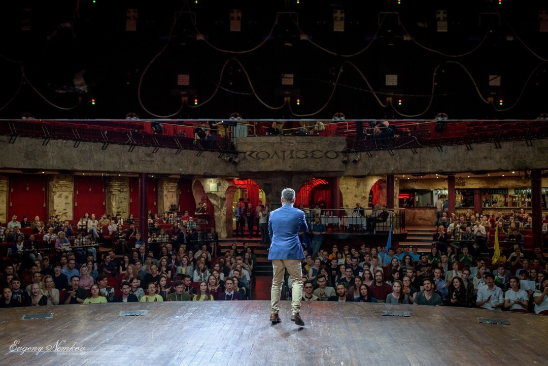 Залы всегда полные, ведь вход на Science Slam – свободный.