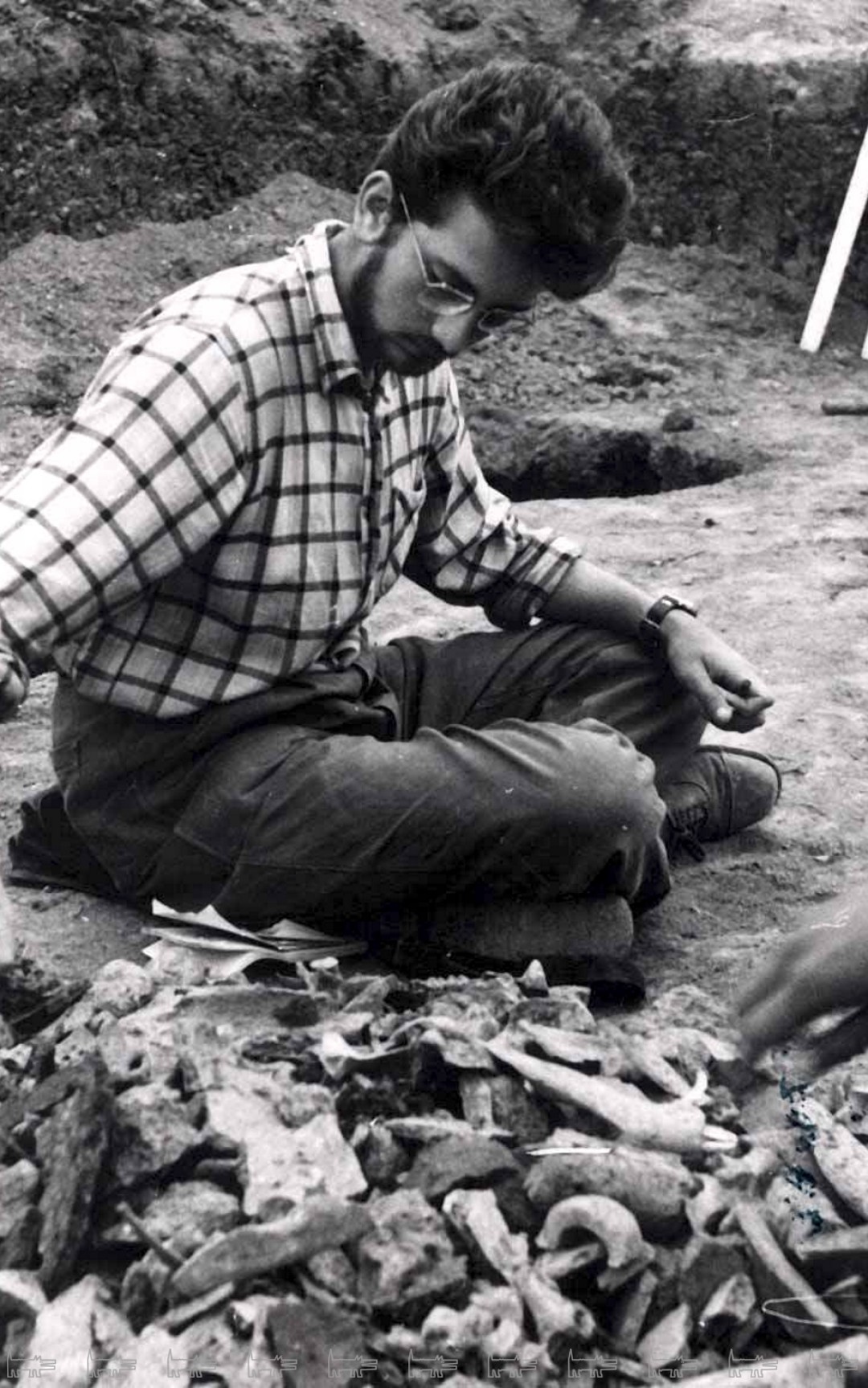 Михаил Пиотровский. В 1967–1991 годах Михаил Пиотровский работал в Институте востоко- ведения АН СССР, где защитил кандидатскую и докторскую диссертации.