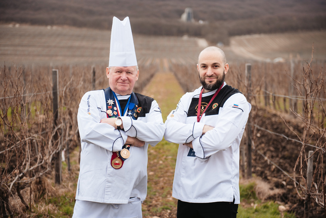 Пре­зидент Национальной гильдии шеф-поваров России Александр Филин, президент Гильдии шеф-поваров Черноморского побережья Евгений Вийтык