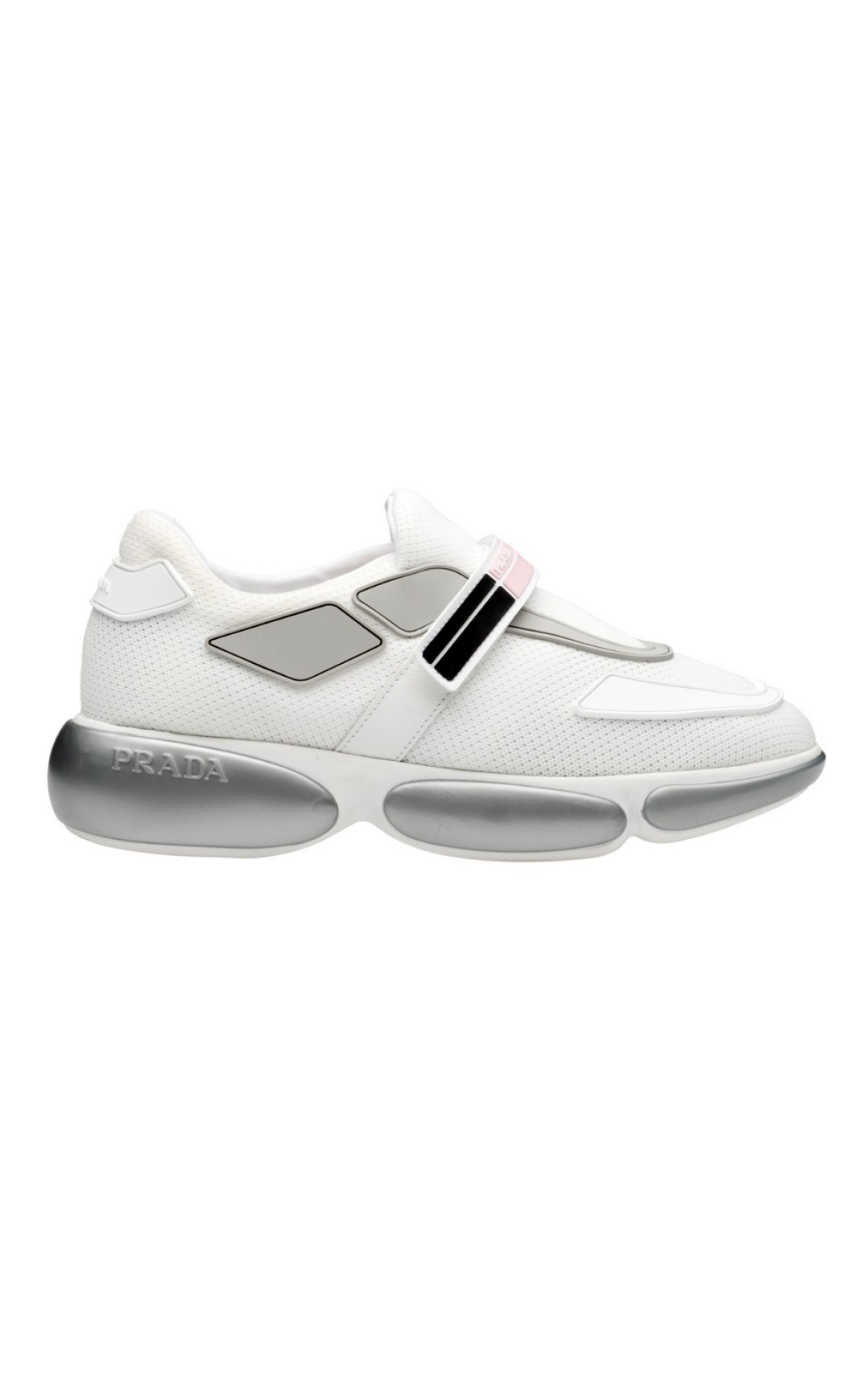 Женские кроссовки Prada, 48 500 рублей (Prada)