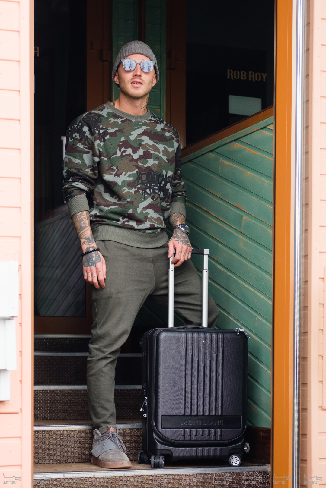 Чемодан Montblanc #MY4810, 53 300 руб.