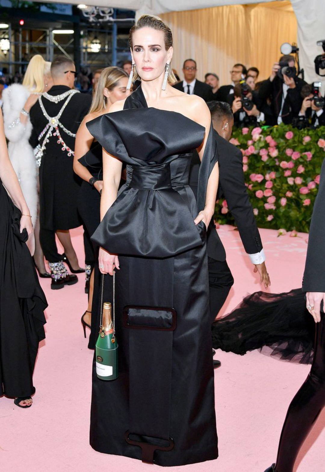 Сара Полсон в Moschino