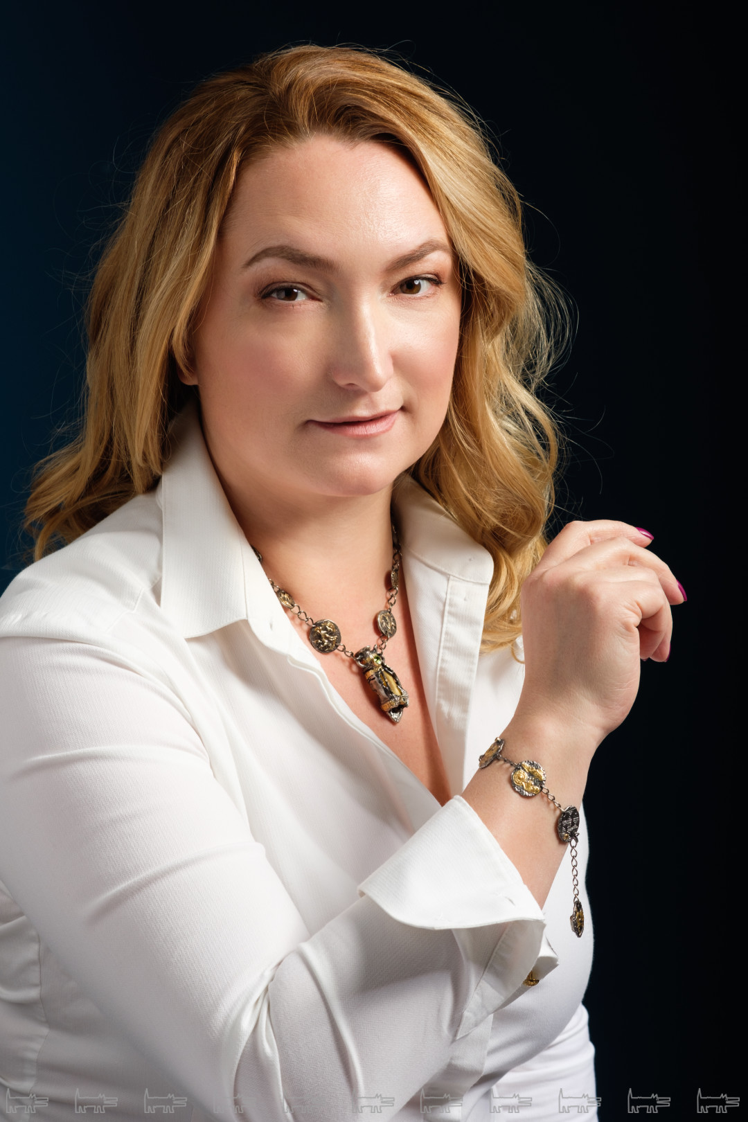 На Веронике украшения «Сокровища античных кораблей», янтарь (Россия, Калининградская область), серебро 925°