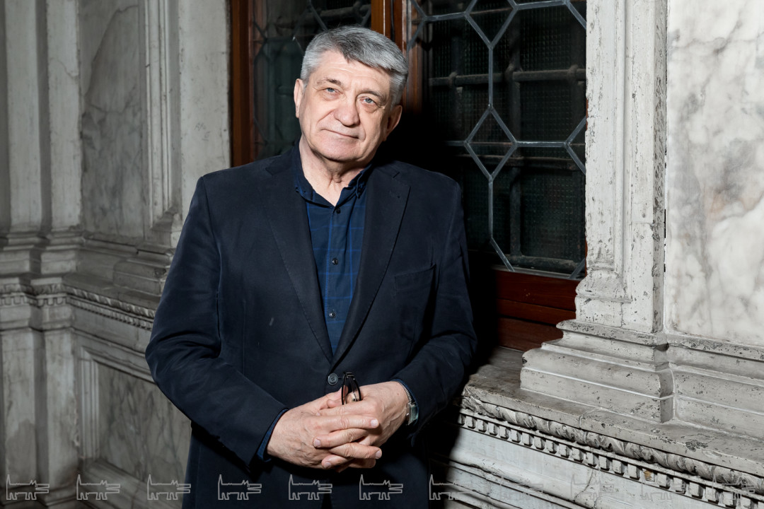 Александр Сокуров