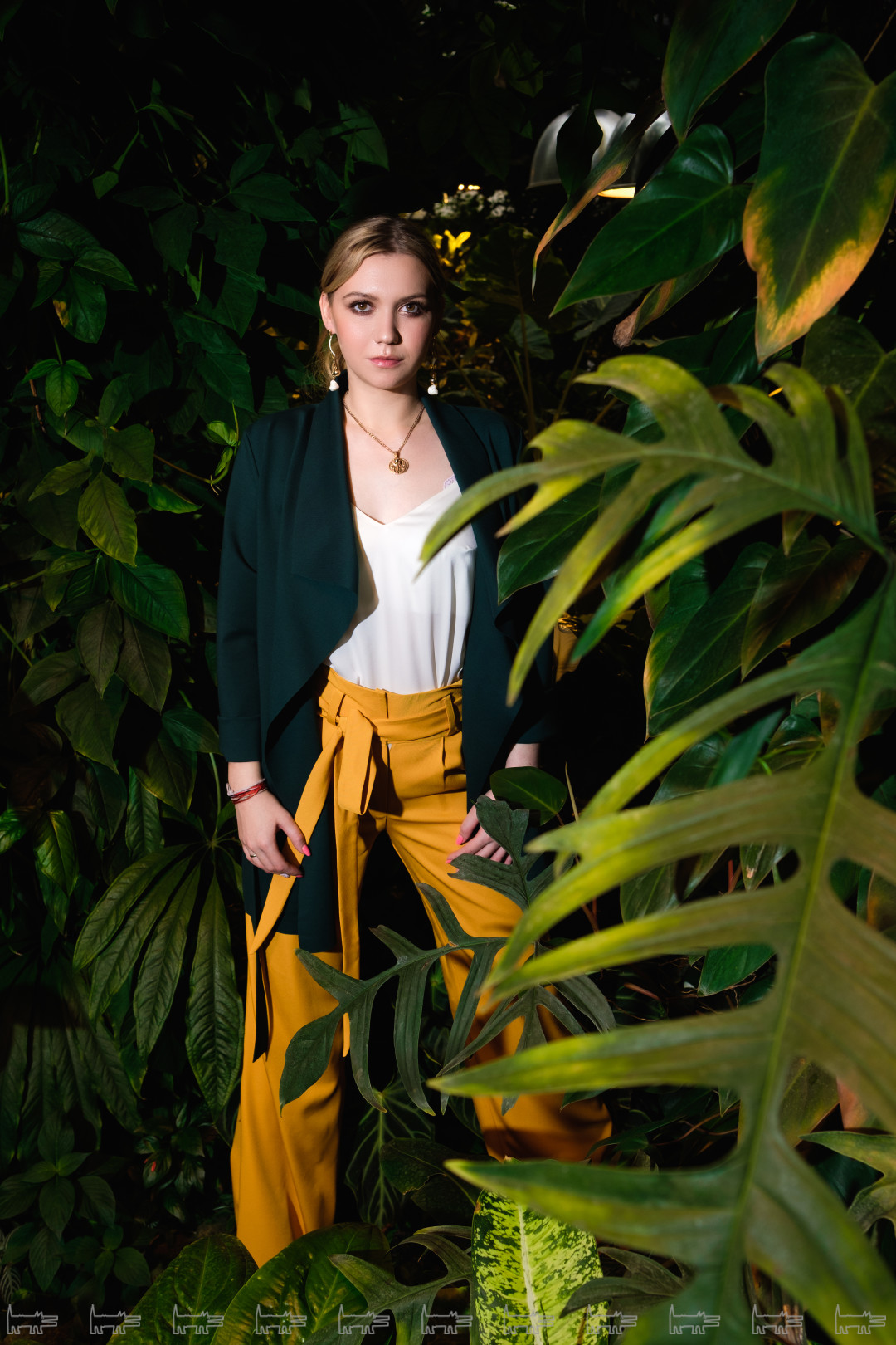 Пиджак, топ и брюки RuMarc