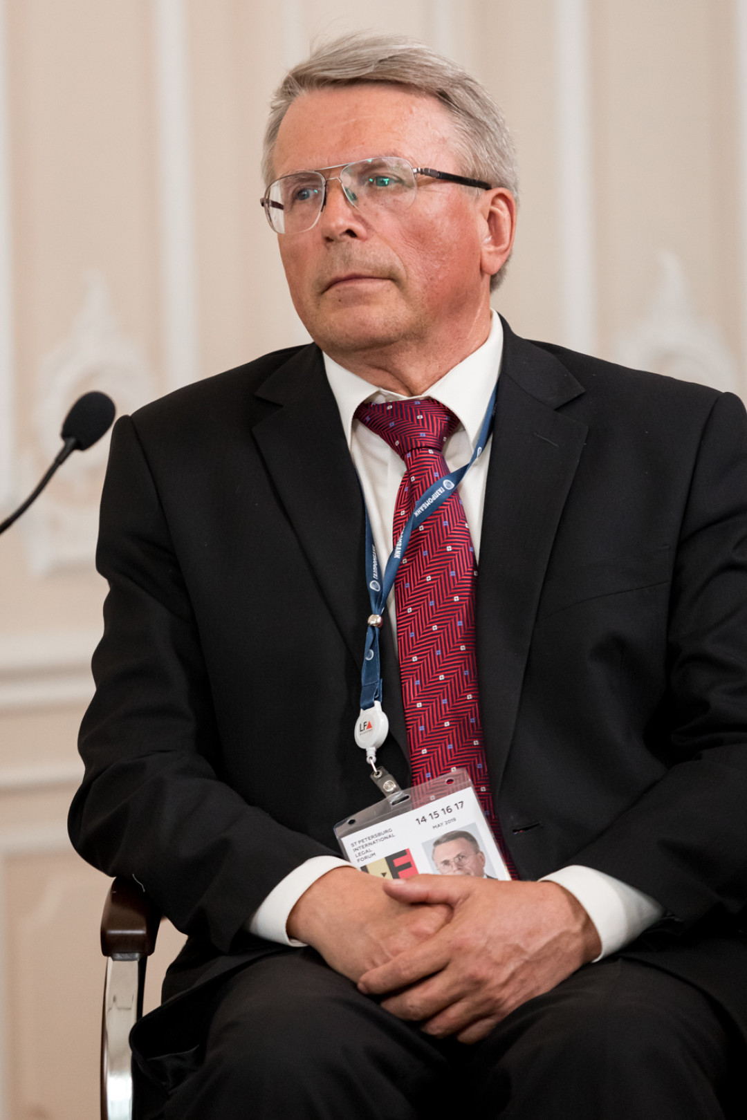 Александр Сергеев