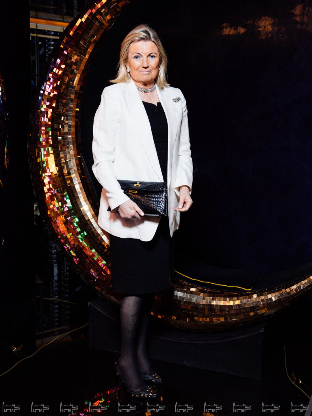 Елизабет Поплвелл