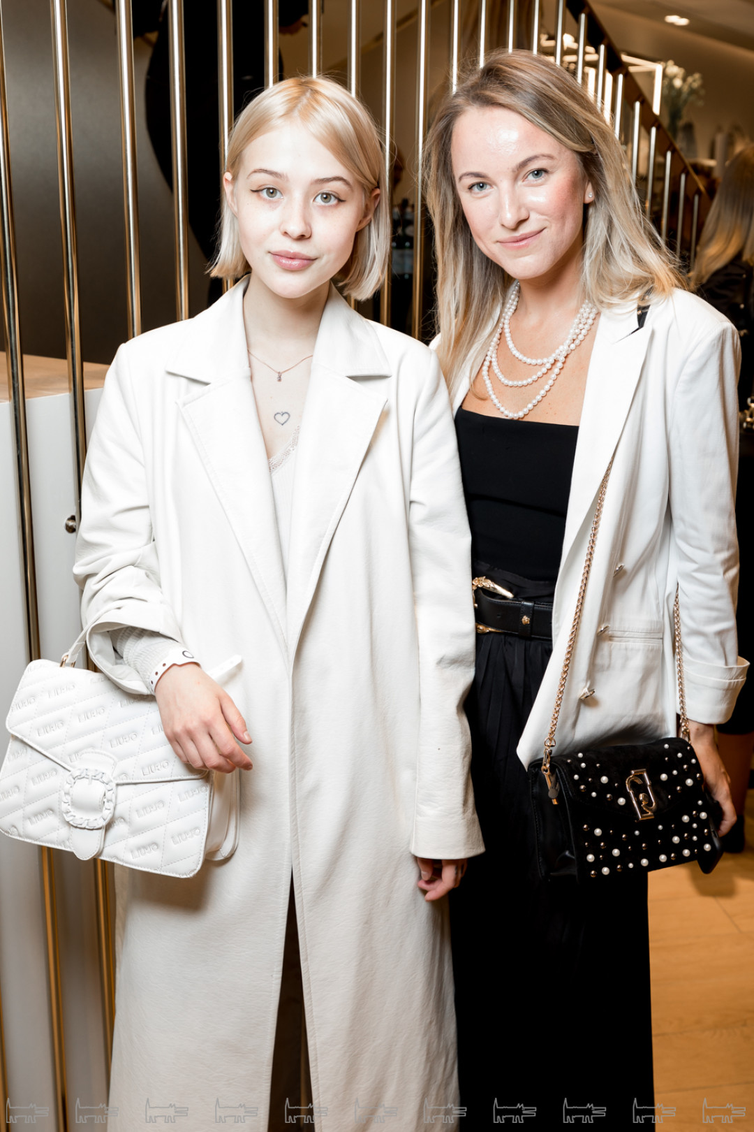 Полина Осипова. Ангелина Гущенко