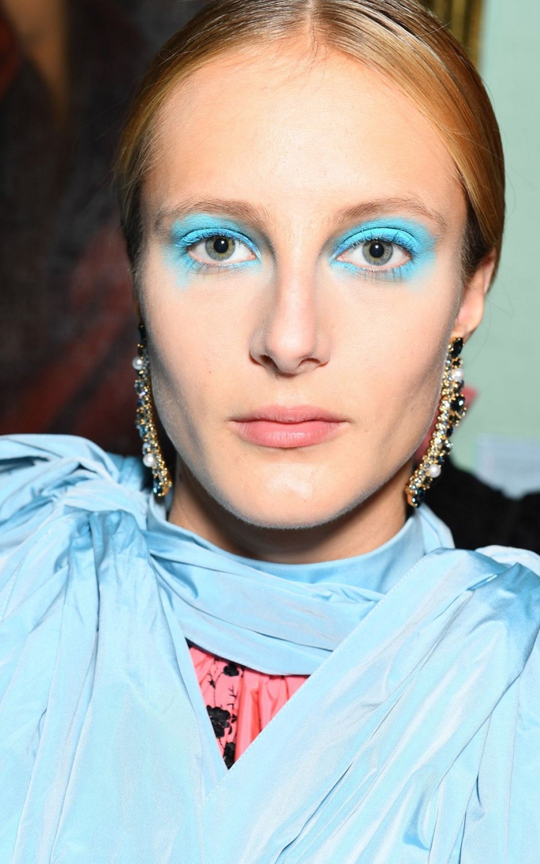 Бэкстейдж весенне-летнего показа Erdem, сентябрь 2018