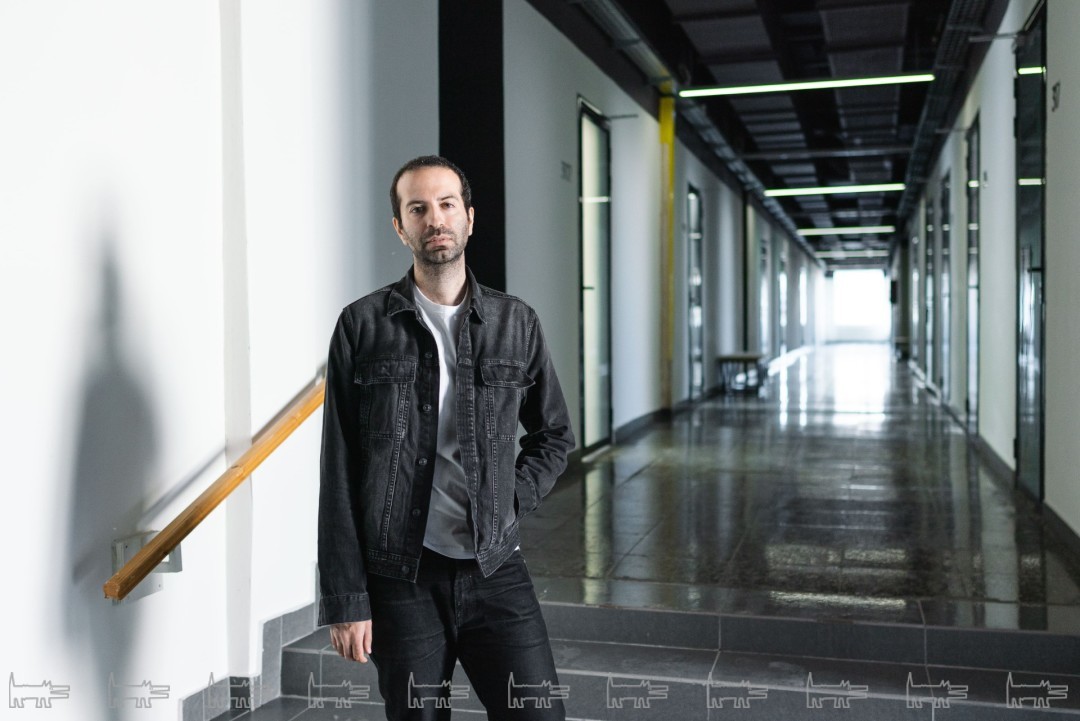 Один из резидентов Fashion Space — дизайнер бренда MATH Илькин Бахшиев