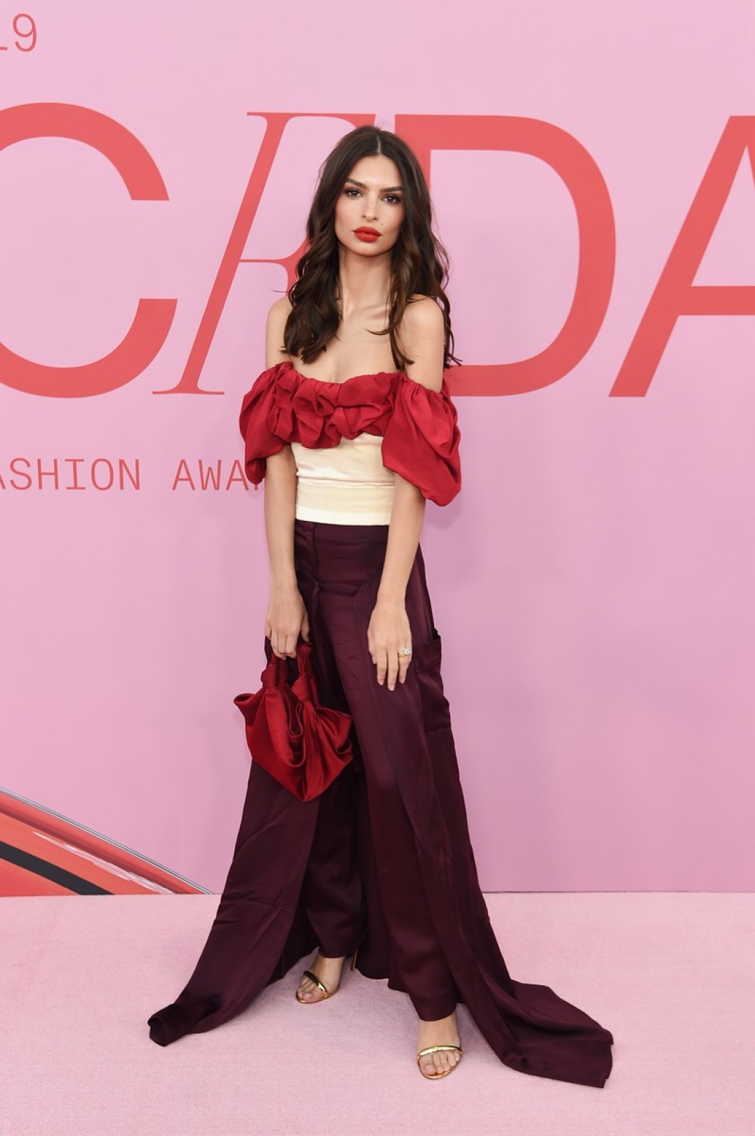 Эмили Ратаковски в Hellessy