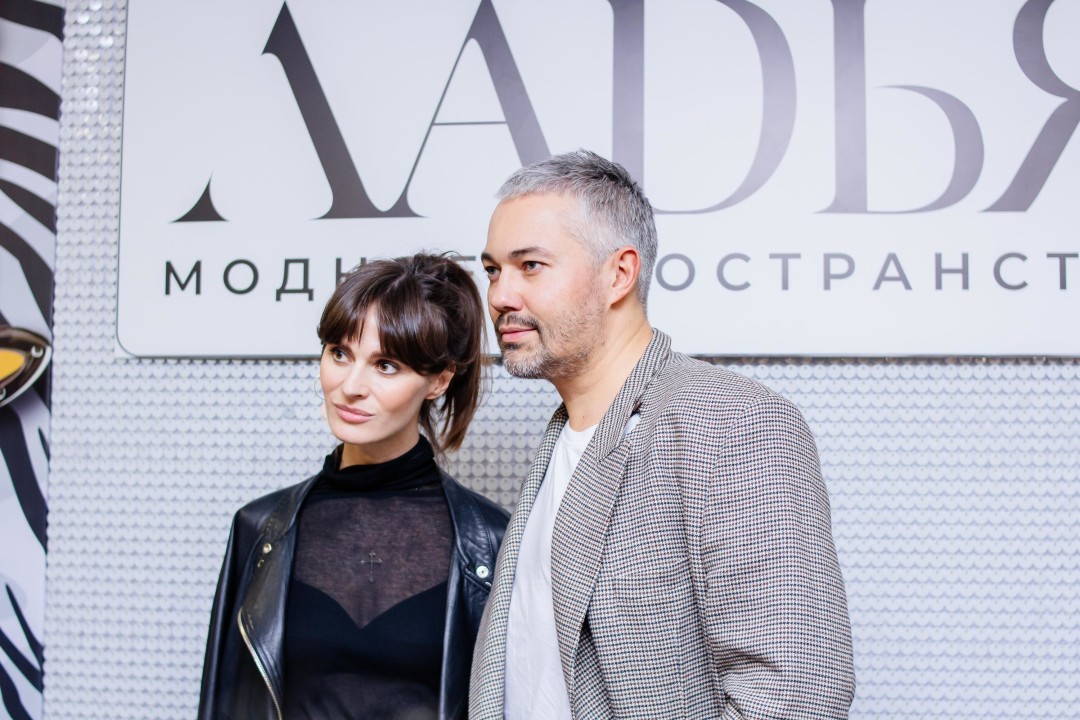 Александр рогов личная жизнь жена фото дети Александр рогов личная жизнь жена фото дети