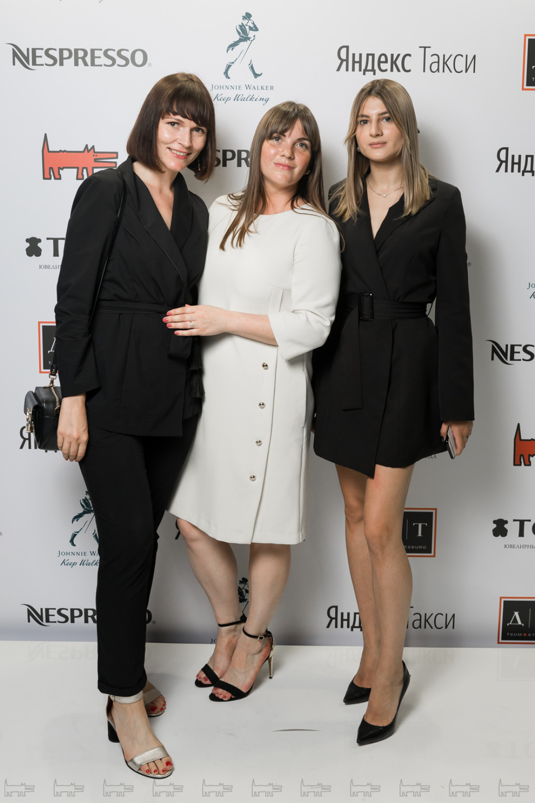 Екатерина Зубкова, Дуся Горбовская, Анна Дмитриева