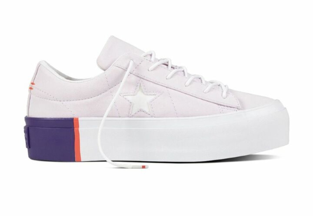 Converse, 2880 руб. (старая цена — 6400 руб.)