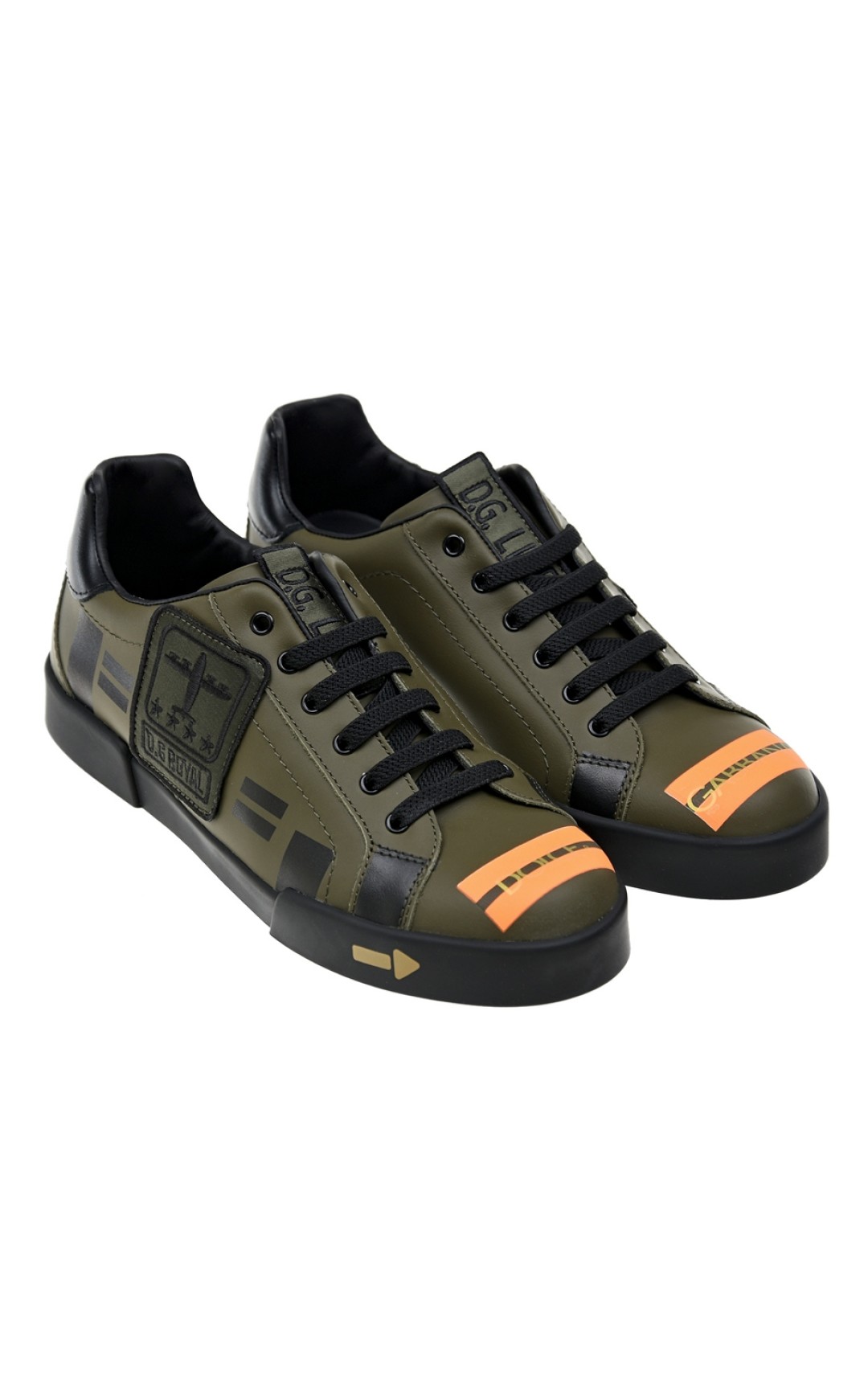 Детские кроссовки Dolce & Gabbana, 21 700 рублей (вместо 31 000 рублей)