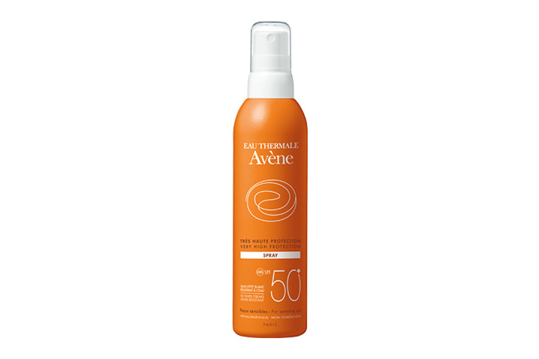 Avène SPF 50+ спрей Кому подходит? Подходит для фототипов I и II (очень светлая, молочная кожа — светлые, рыжие волосы). Кожа с гиперчувствительностью
