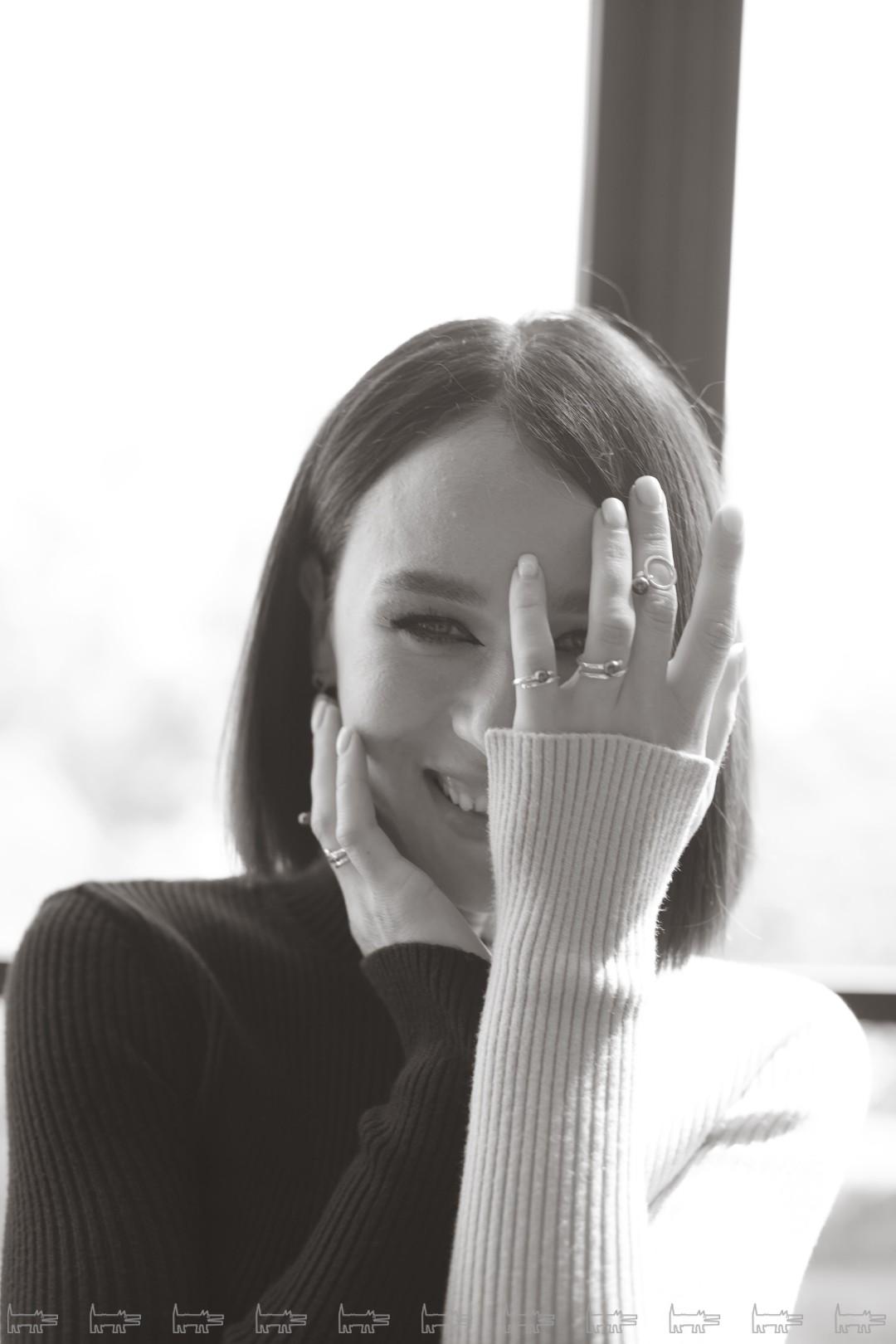 Платье SL1P, кольца Qari Qris, Alekseev Jewelry, серьги Qari Qris