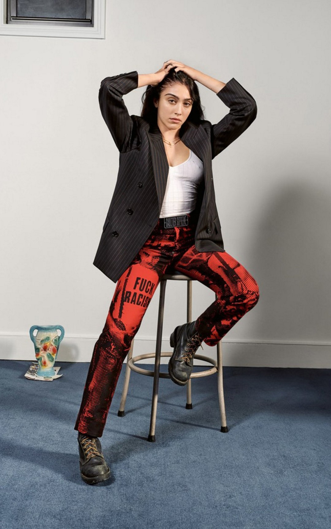 Лурдес Леон в лукбуке коллаборации Jean Paul Gaultier и Supreme