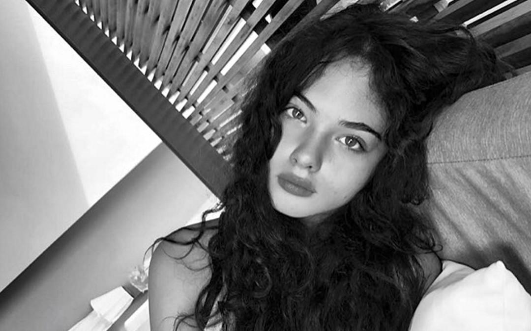 Дева Кассель