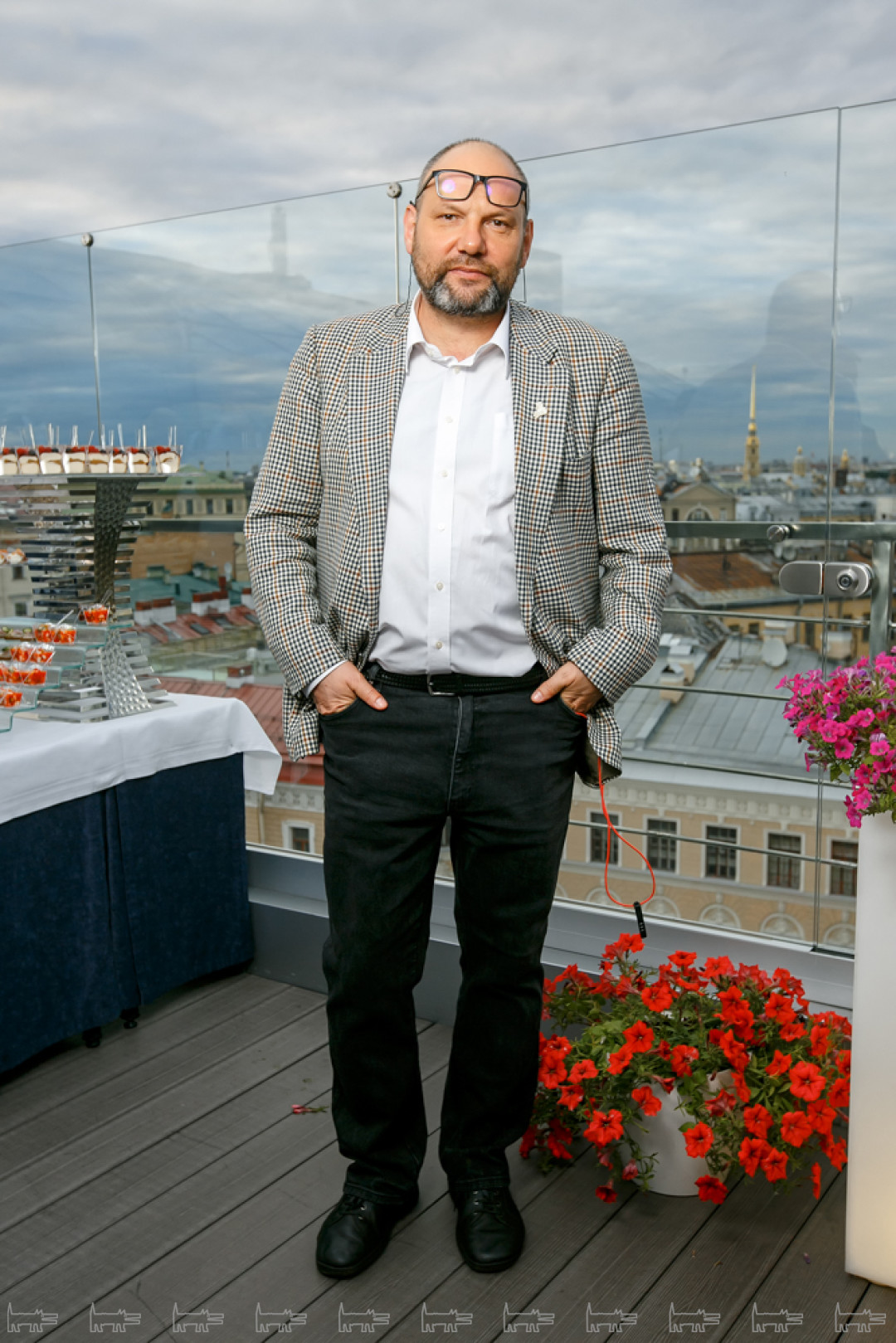 Юрий Молодковец