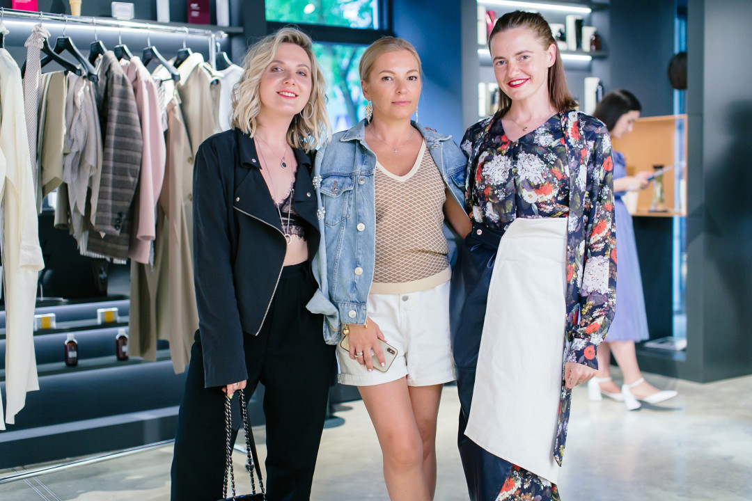 Екатерина Черемных, Наталья Белоусова, Яна Бесфамильная