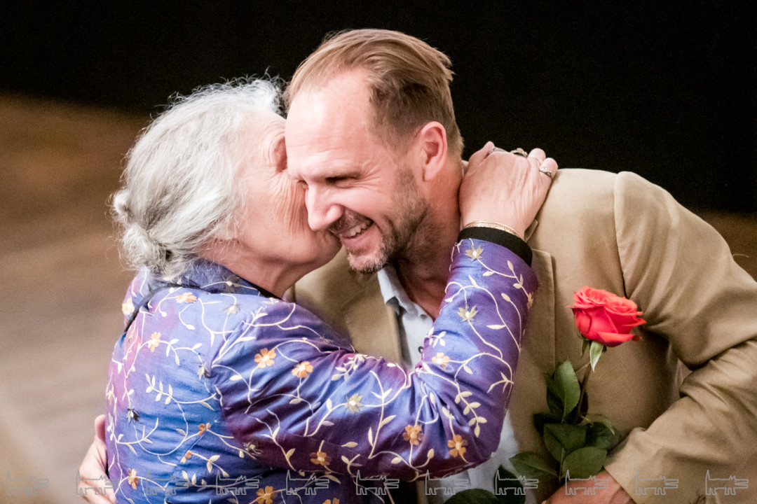 Вера Зелинская, Рейф Файнс