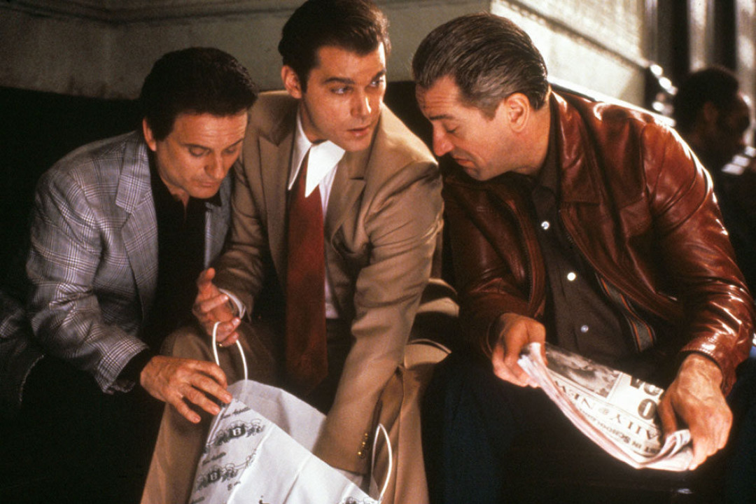 Джо Пеши, Рэй Лиотта и Роберт Де Ниро в фильме «Славные парни», 1990