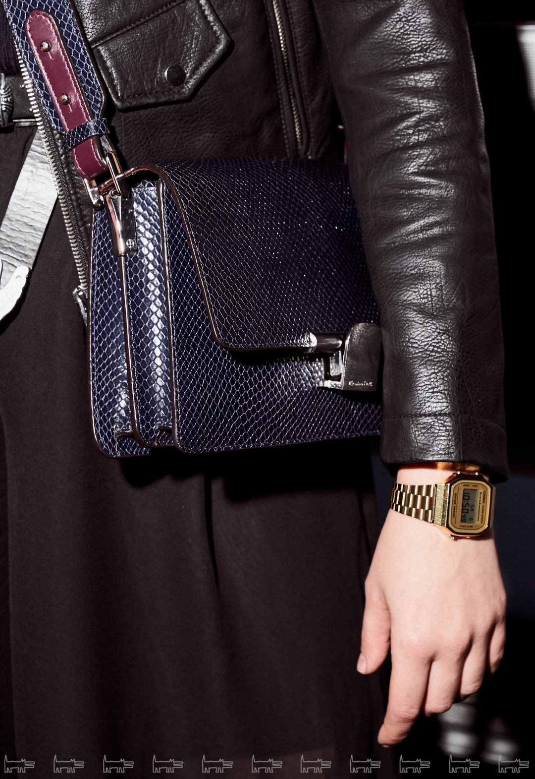 На Оле: куртка Zara, брюки Ligio, сумка Massimo Dutti, часы Casio