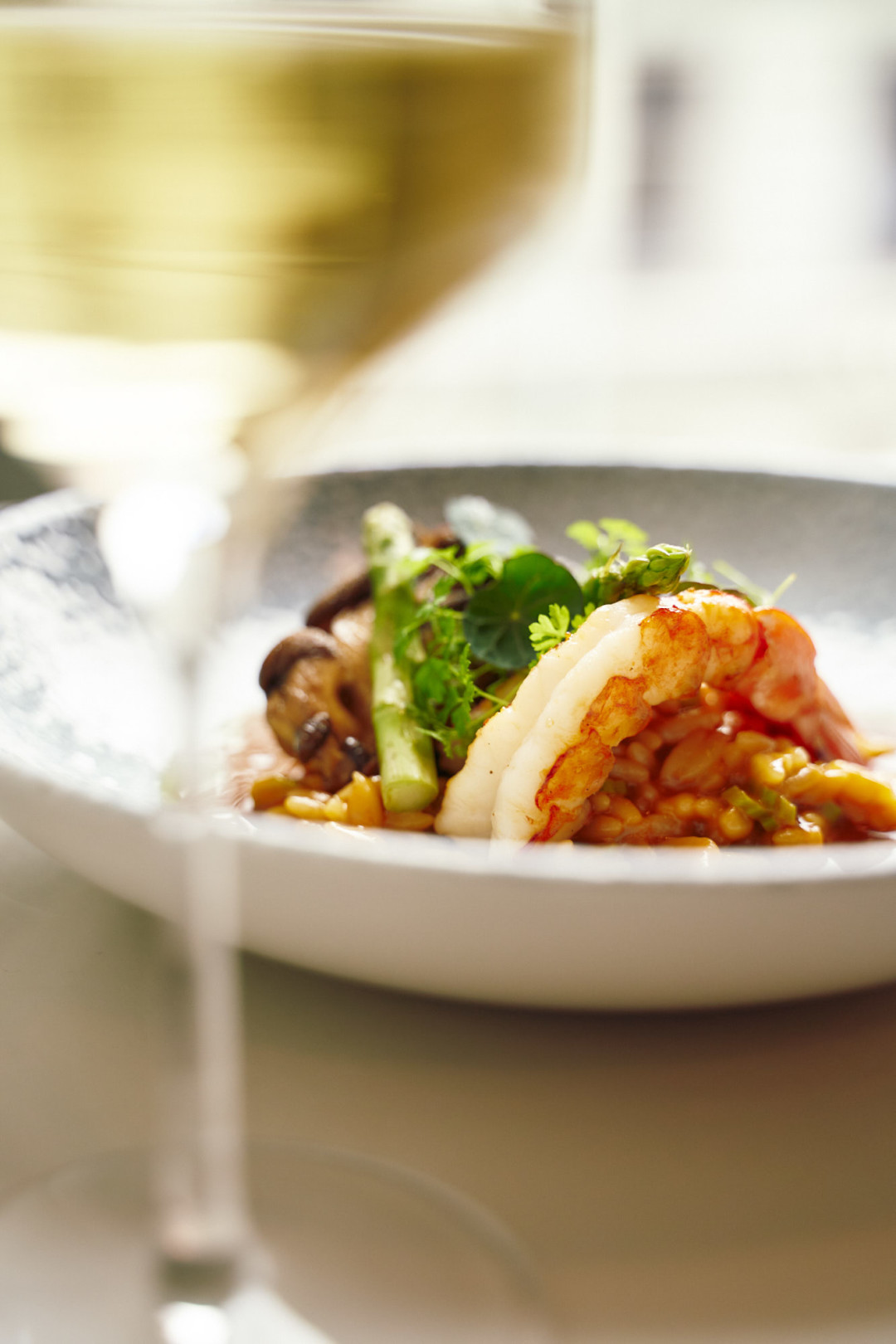 Орзо с креветками и соусом биск, 660 рублей