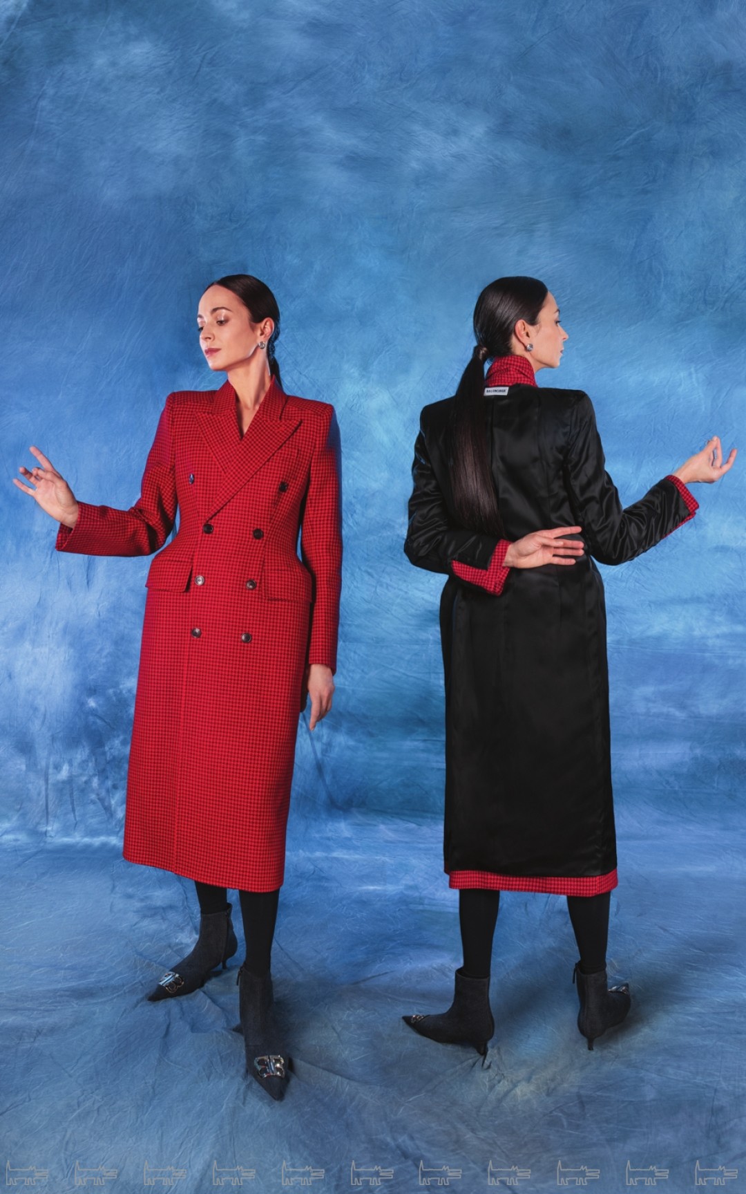 Серьги Happy Diamonds, Chopard, кольцо Mercury Classic, Mercury, пальто и ботильоны Balenciaga, боди Alaia (все — ДЛТ), легинсы Calzedoniа