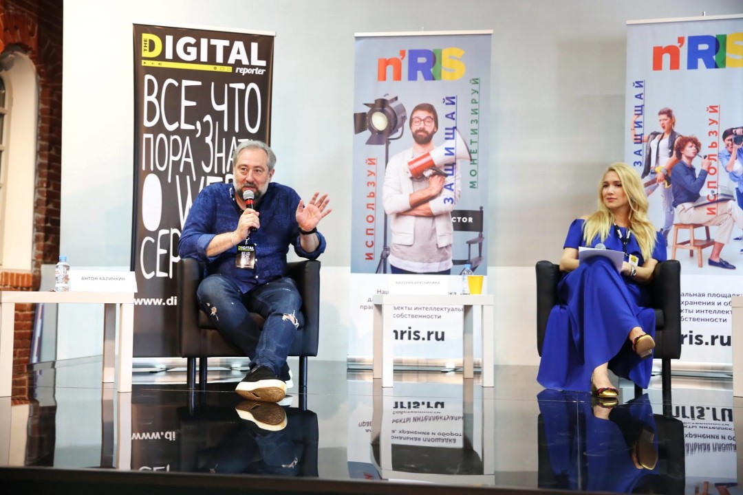 Продюсер Realist Web Fest Антон Калинкин и заместитель генерального директора НРИС (Национальный реестр интеллектуальной собственности) Валерия