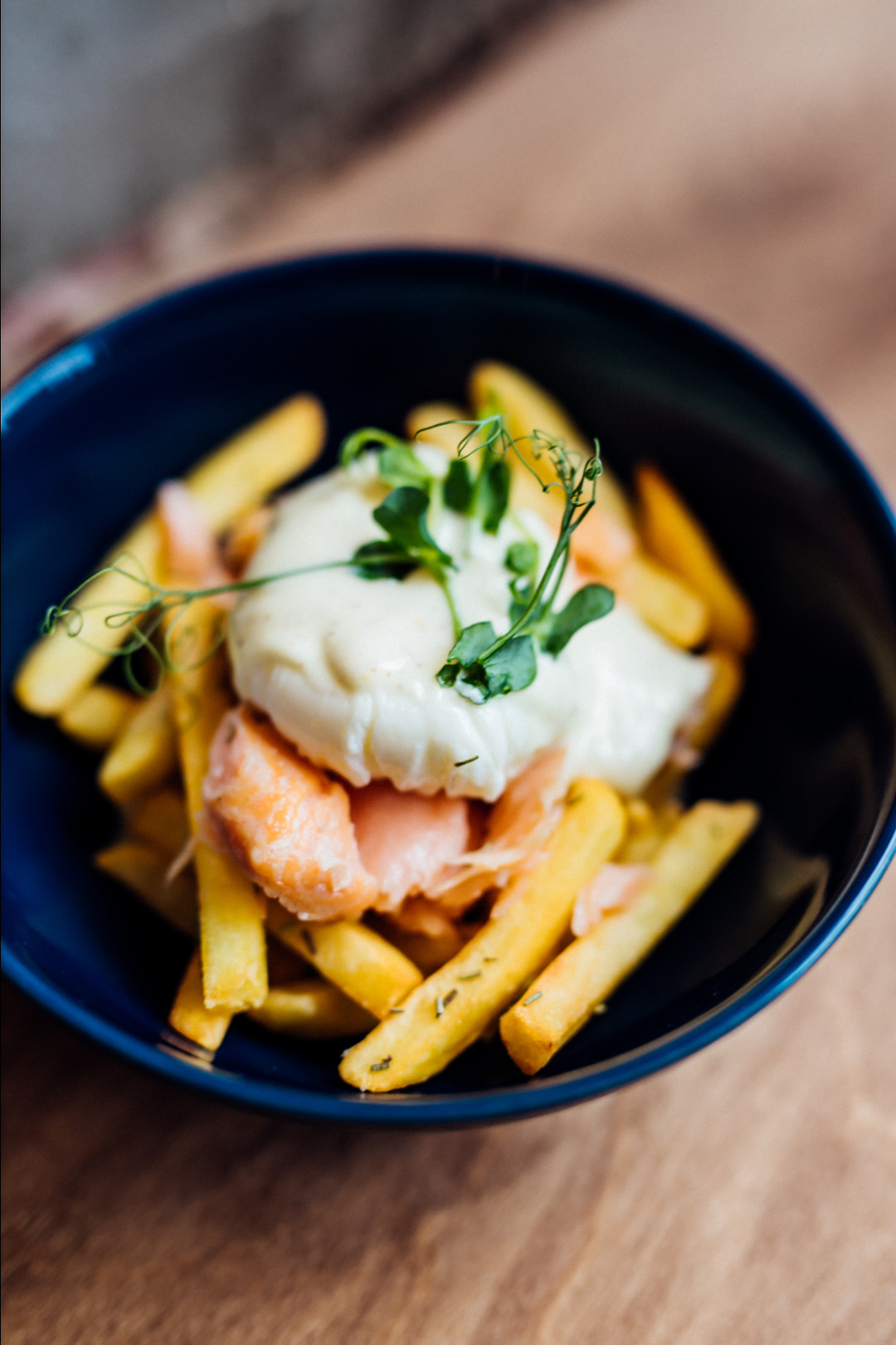 Филе судака с кино и сливочным соусом