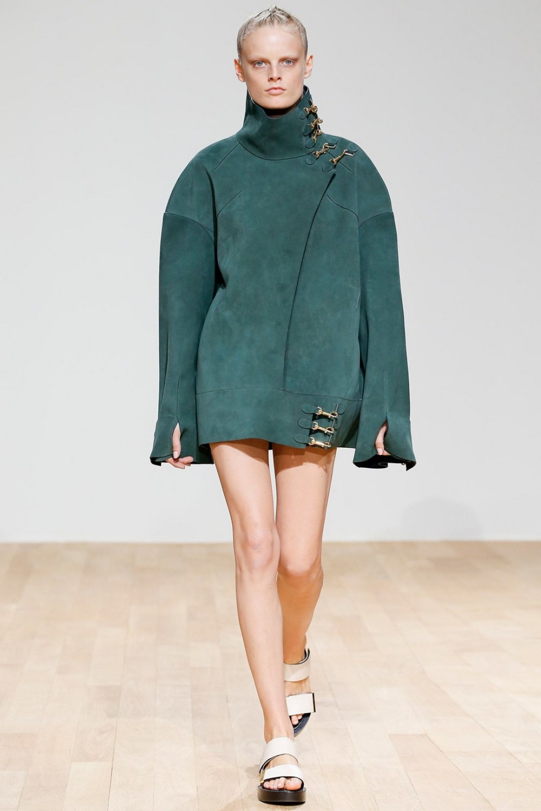 Куртка Esteban Cortazar, 41 100руб.