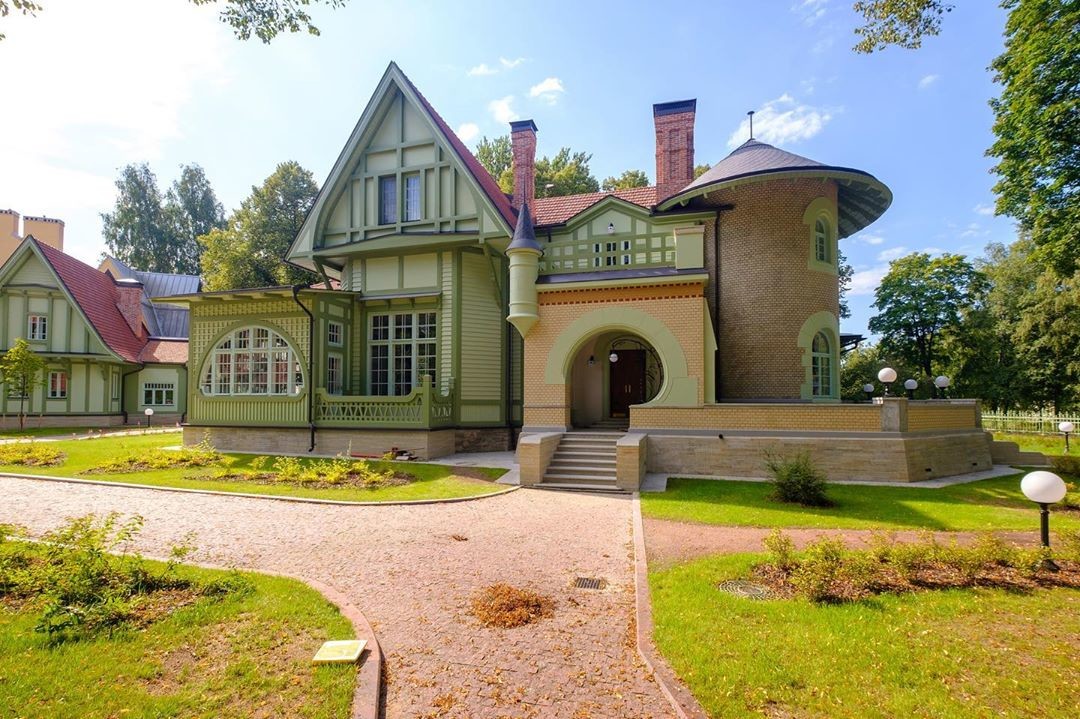 Места