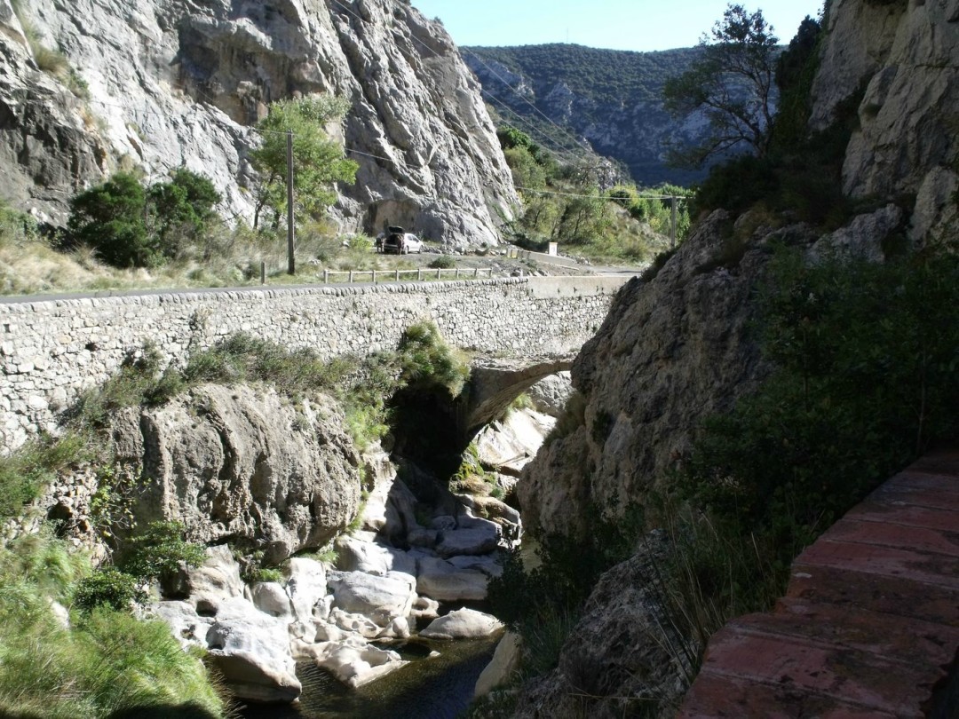 Термальные источники Eau de la Fou в Провансе